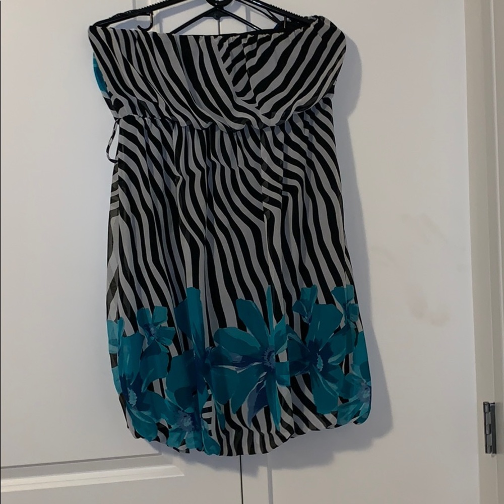 Cute Strapless dress